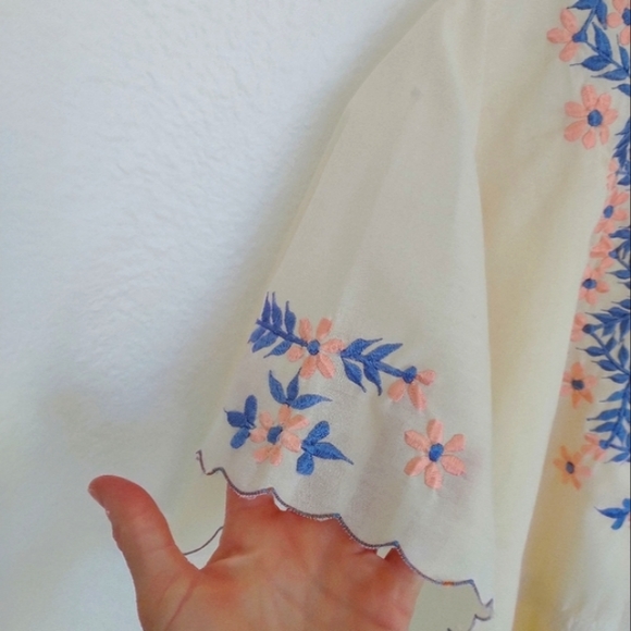 🥚VTG embroidered boho blouse - Picture 5 of 9